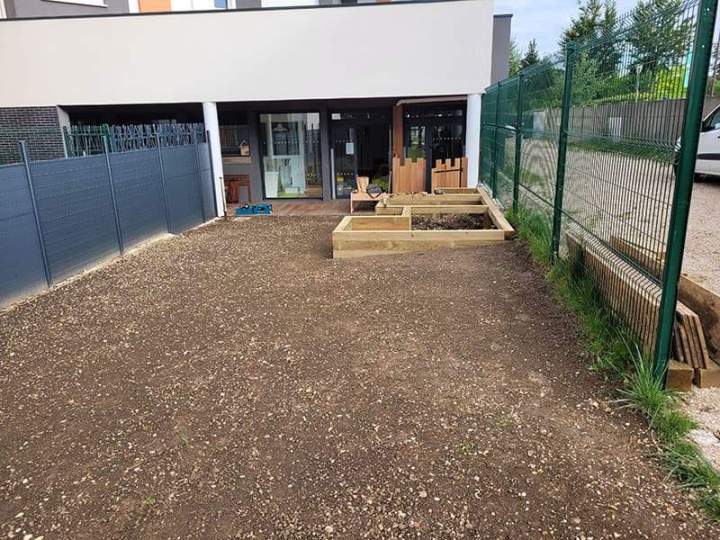 Agencement extérieur de propriété Noisy-le-Grand